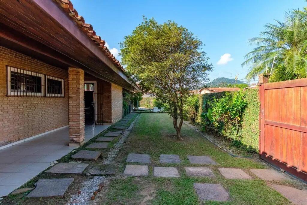 Bh4 - Bh4: Casa Com Piscina Ao Lado Da Praia Grande Ubatuba Exterior photo